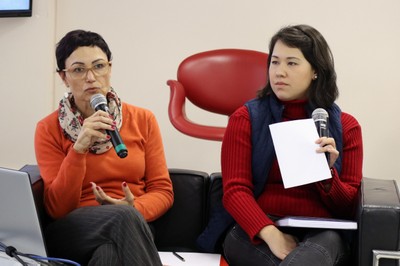 Valéria de Marcos  e Angélica Campos Nakamura 