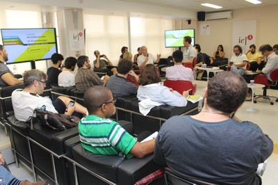 Martin Grossmann abre o evento