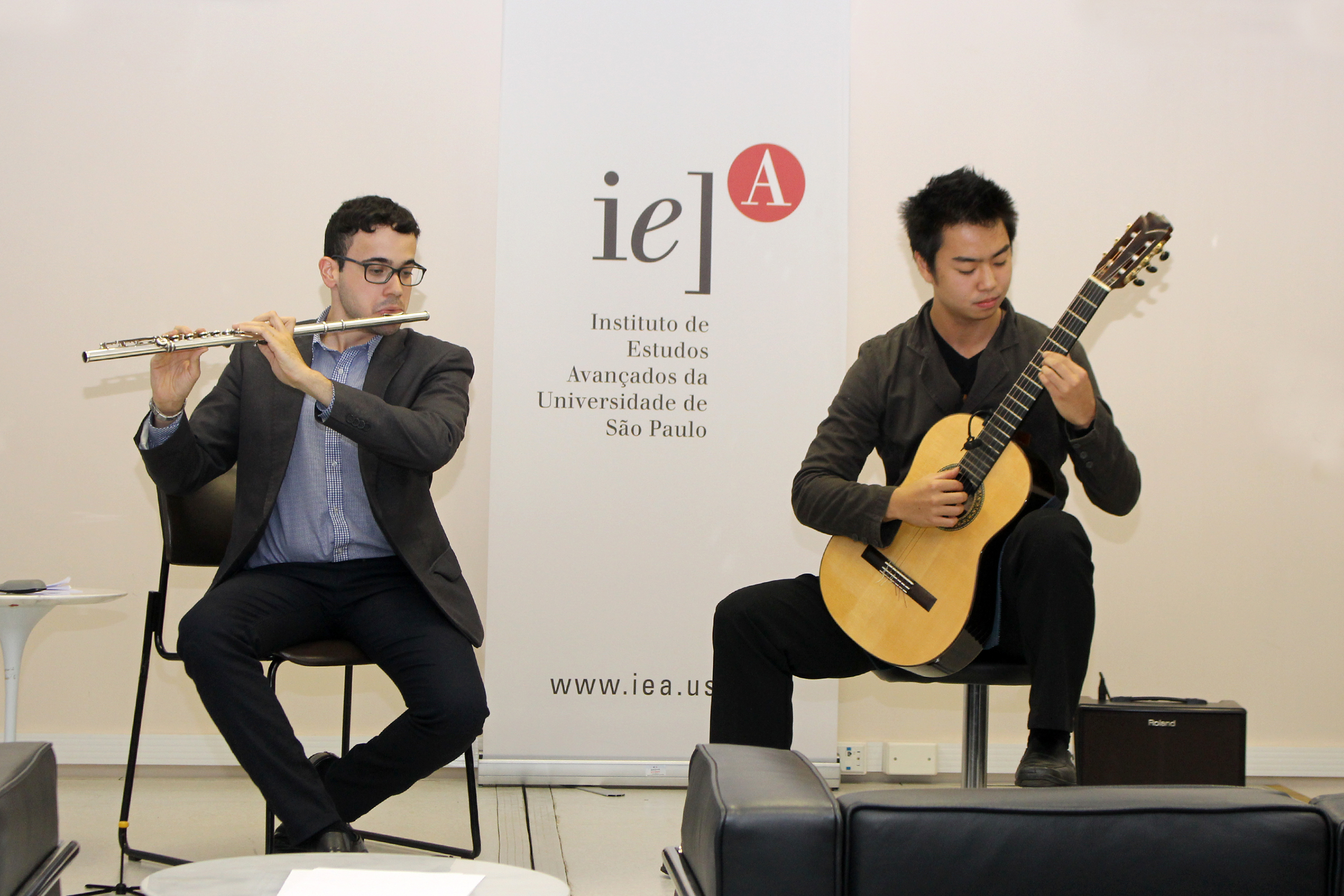 Encerramento com Duo Felipe Santos e Arthur Endo