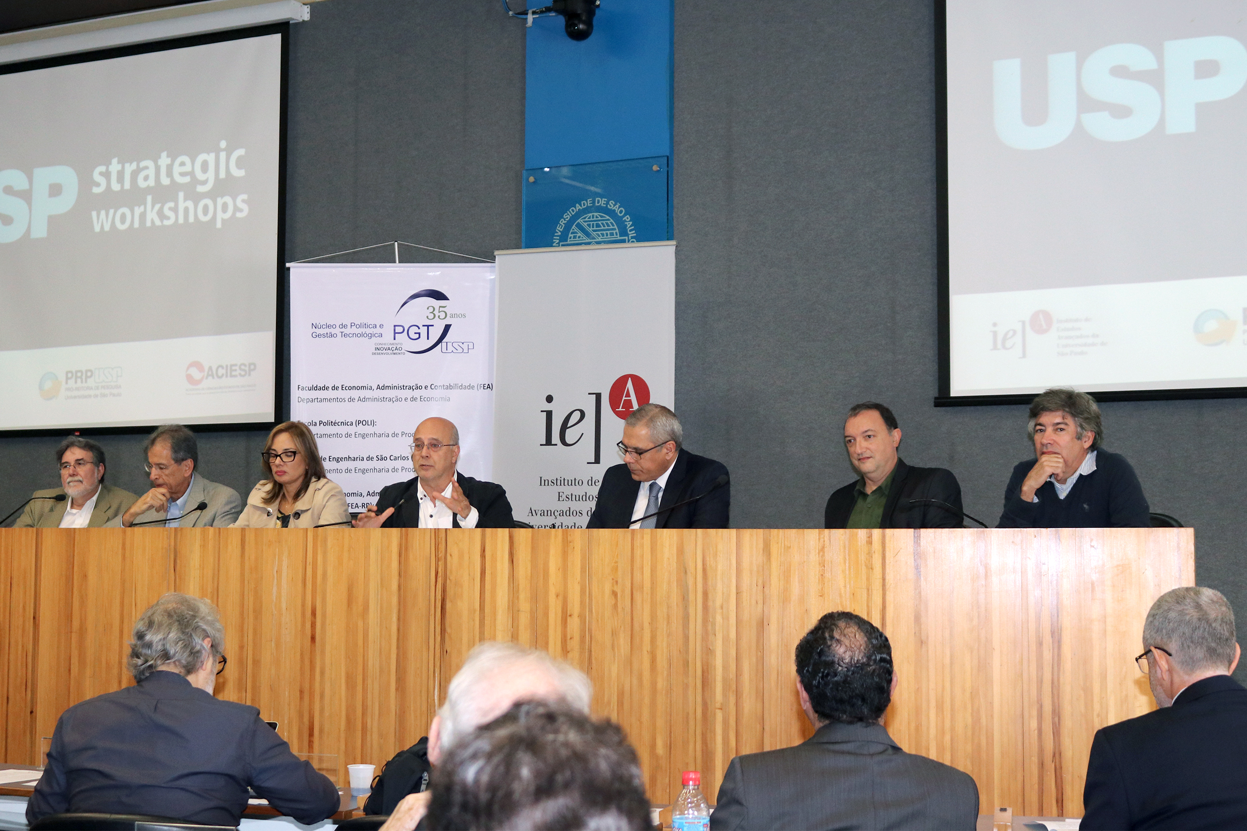 Carlos Américo Pacheco, Sandoval Carneiro Jr, Gianna Sagazio, Vanderlei Salvador Bagnato, Eduardo F. G. Santos,  Cláudio Pinhanez e Jarbas Caiado de Castro Neto