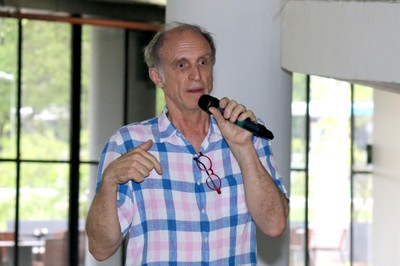 Martin Grossmann abre o evento
