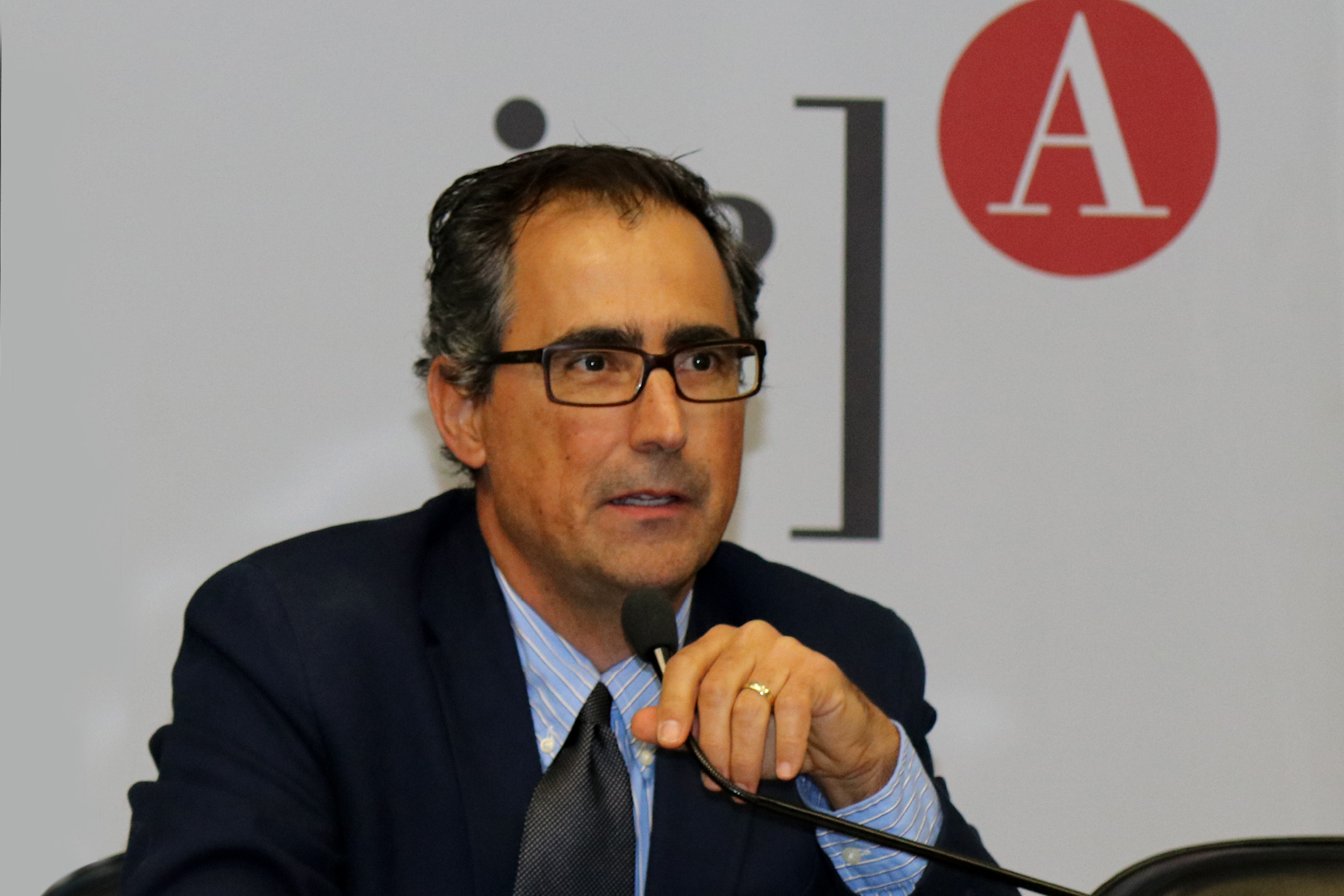 Weber Amaral faz a abertura do evento