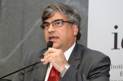 Carlos Gilberto Carlotti Junior, Coordenador da Mesa Redonda 2