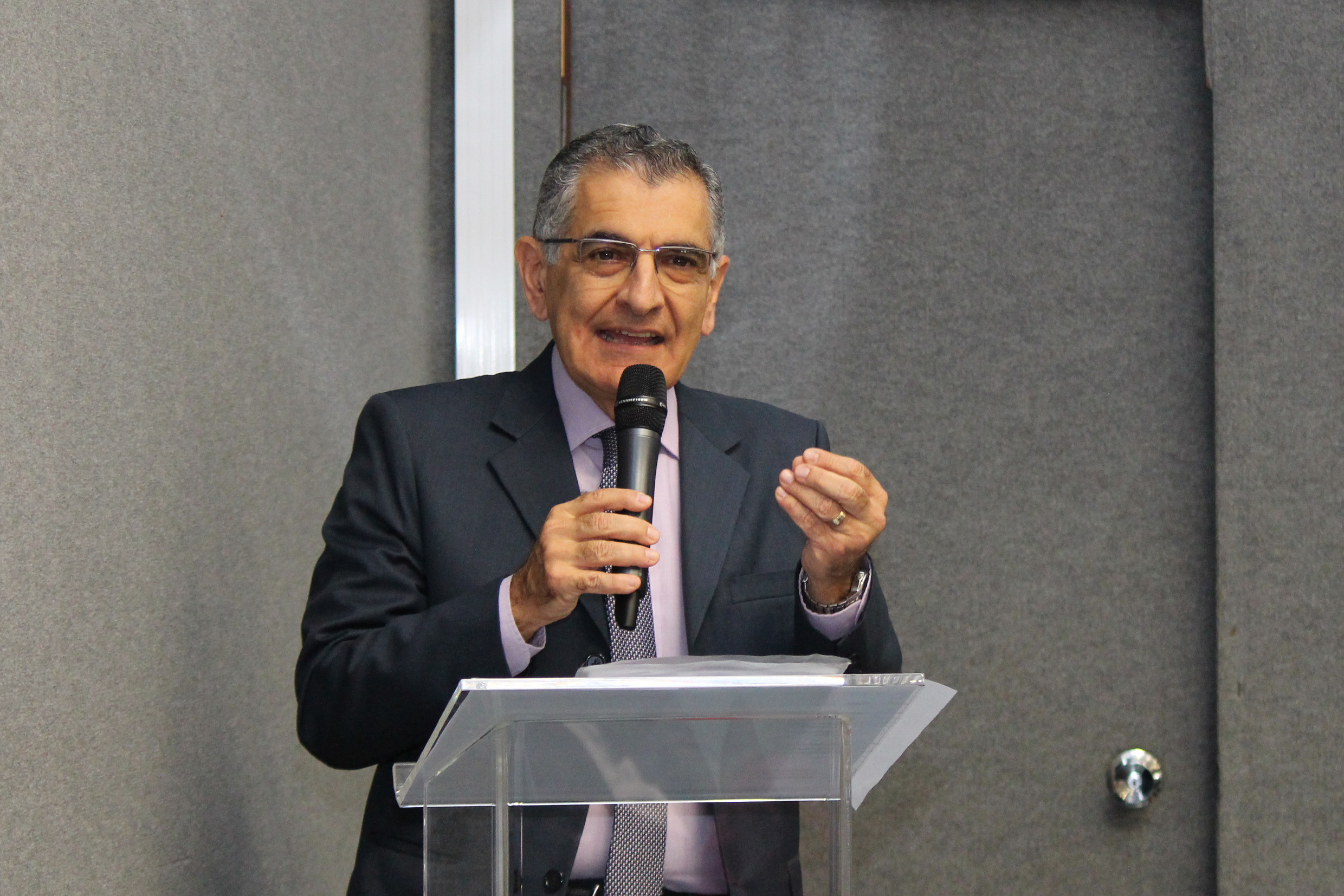 Vahan Agopyan 
