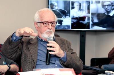 Carlos Guilherme Mota