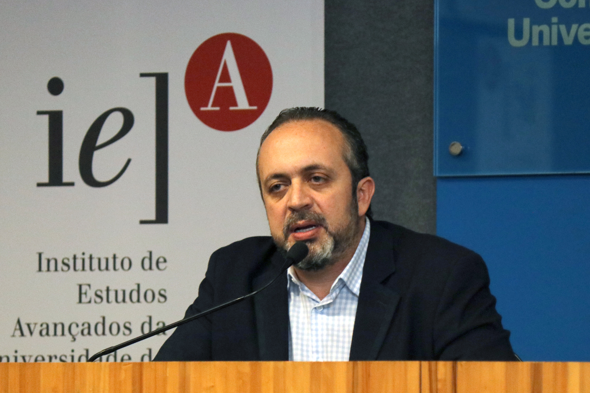 Hamilton Varela encerra o evento e agradece