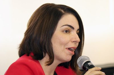 Vânia Zuin 