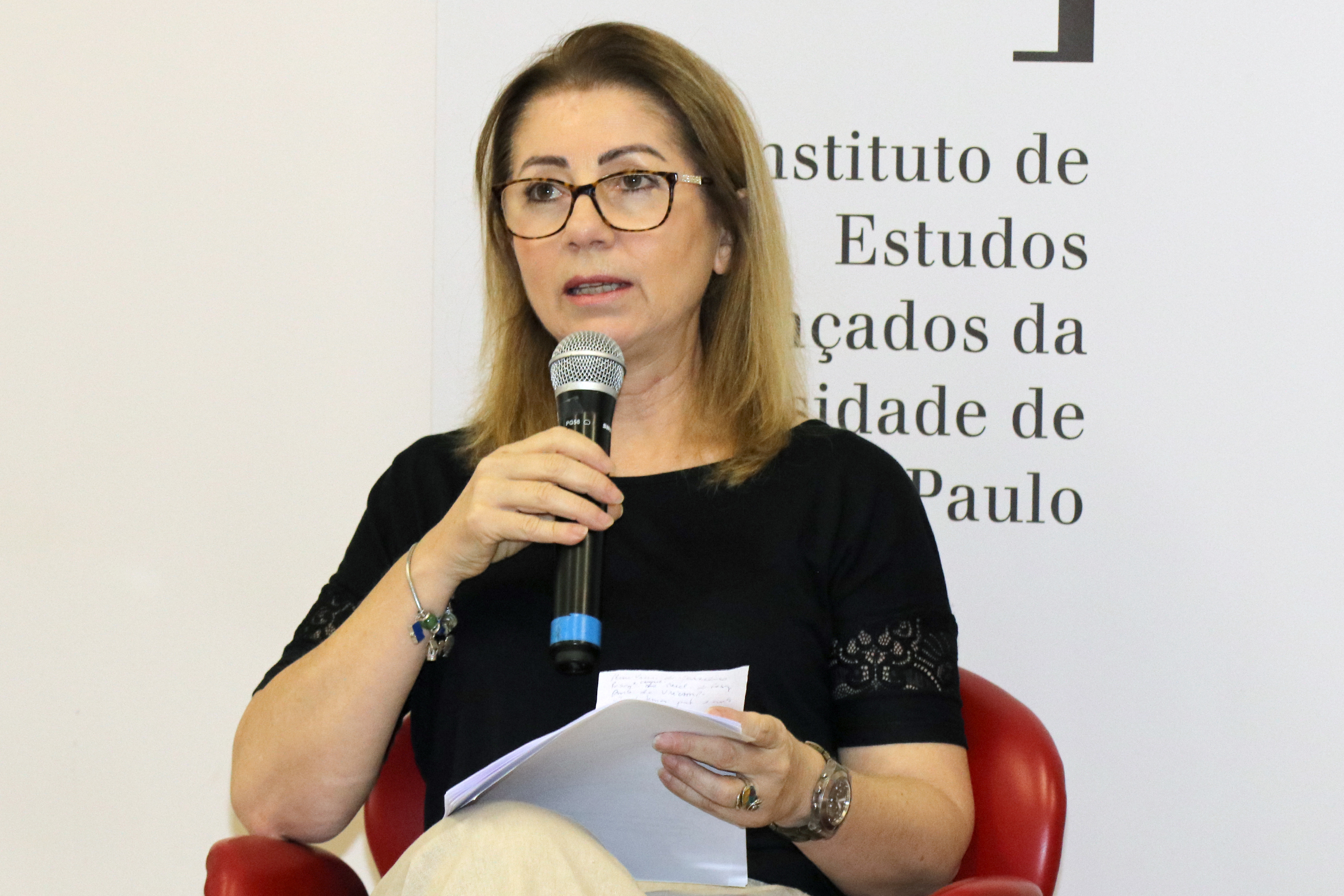 Sílvia Helena Zanirato