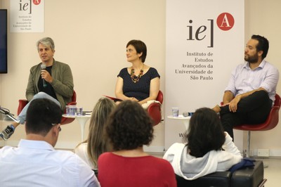 Rafael Campos Veloso, Katia Rubio e Marcelo Alberto de Oliveira