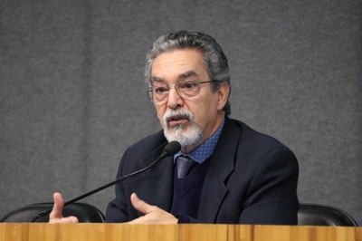 Nílson José Machado