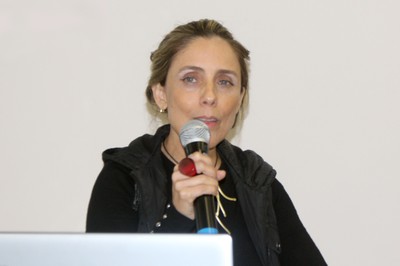 Priscila Arantes 