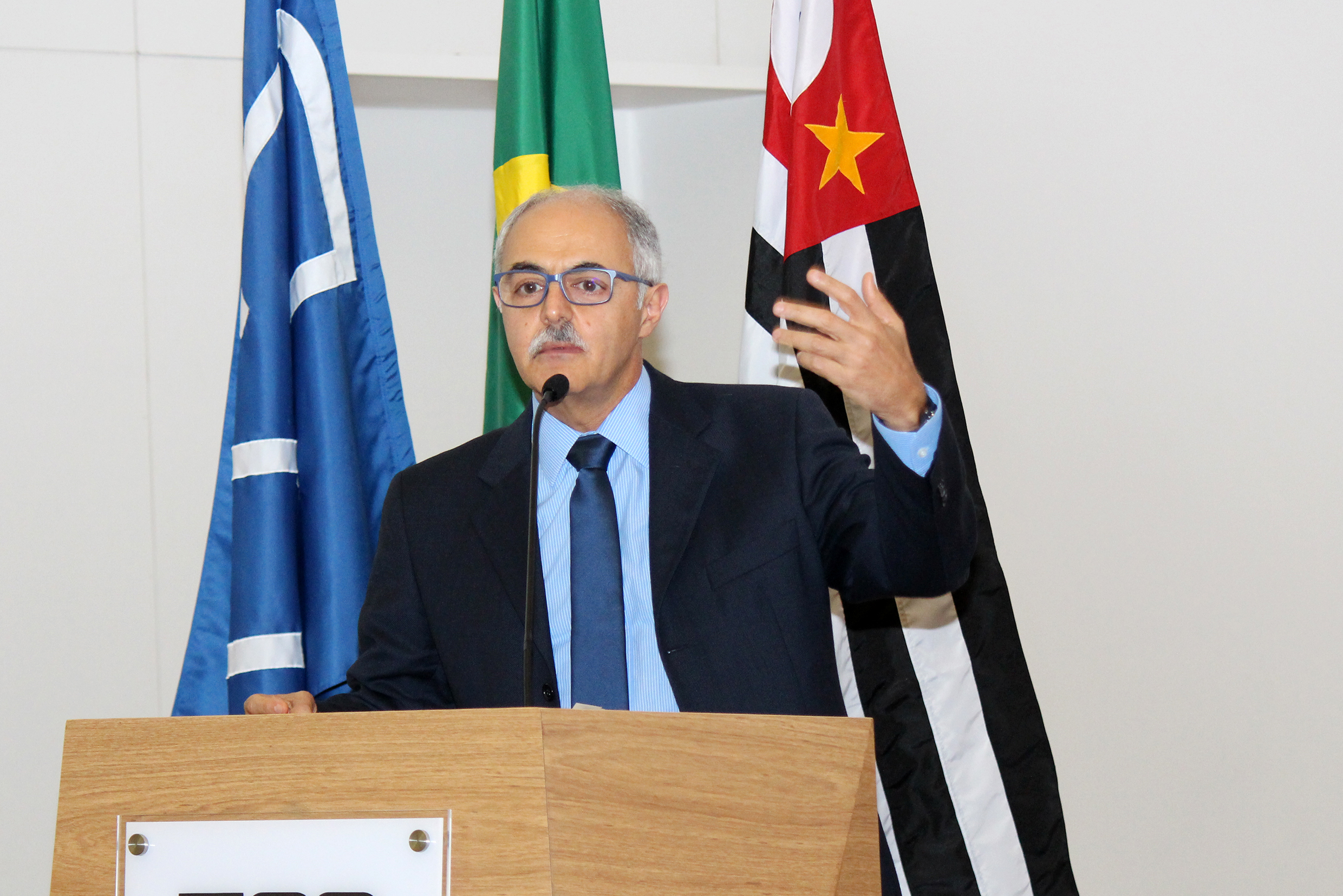 José Roberto Sadek 