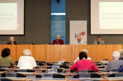 Guiomar Namo de Mello, Paulo Saldiva, Luiz Carlos de Menezes e Nílson Machado