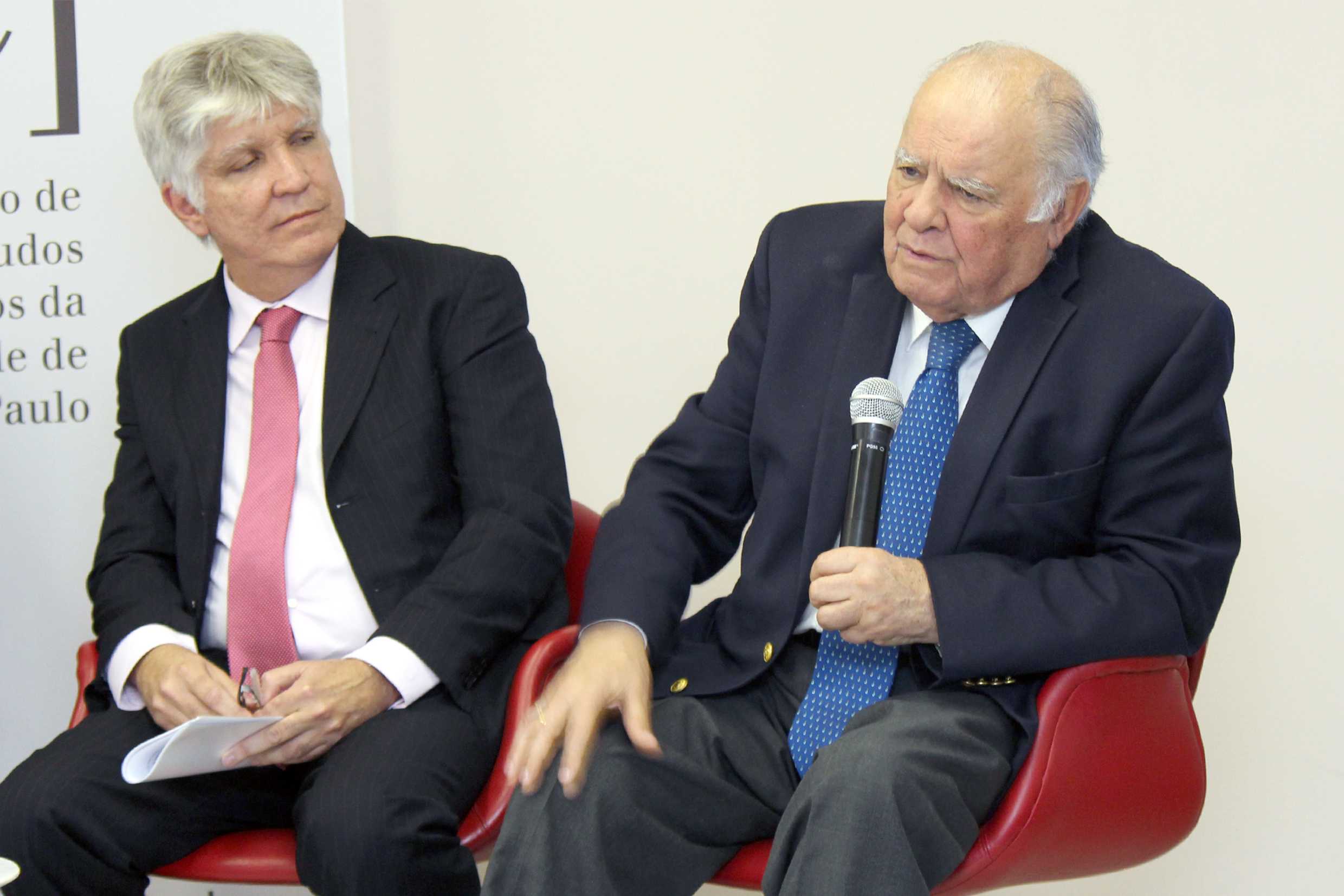 Antonio Vargas de Oliveira Figueira e Enrique Iglesias