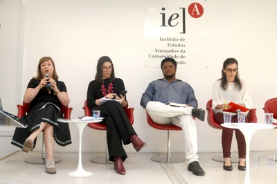 Maria Helena Pereira Toledo Machado, Maria Clara Carneiro Sampaio, Matheus Gato de Jesus e Lilia Schwarcz 