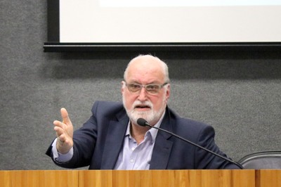Ricardo Young - 12/06/2018