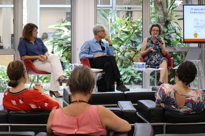 Elaine Frade Costa, José Eli da Veiga e Maria Izabel Chiamolera