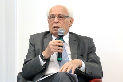 José Goldemberg