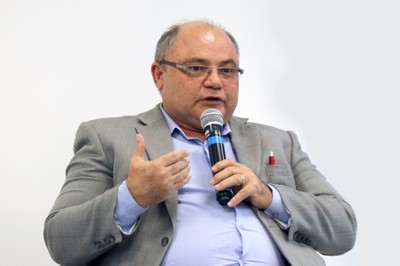 Maurício Holanda Maia