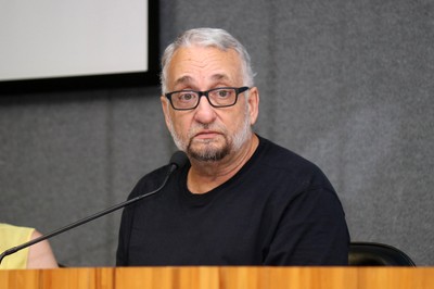 Paulo Saldiva faz a abertura do evento