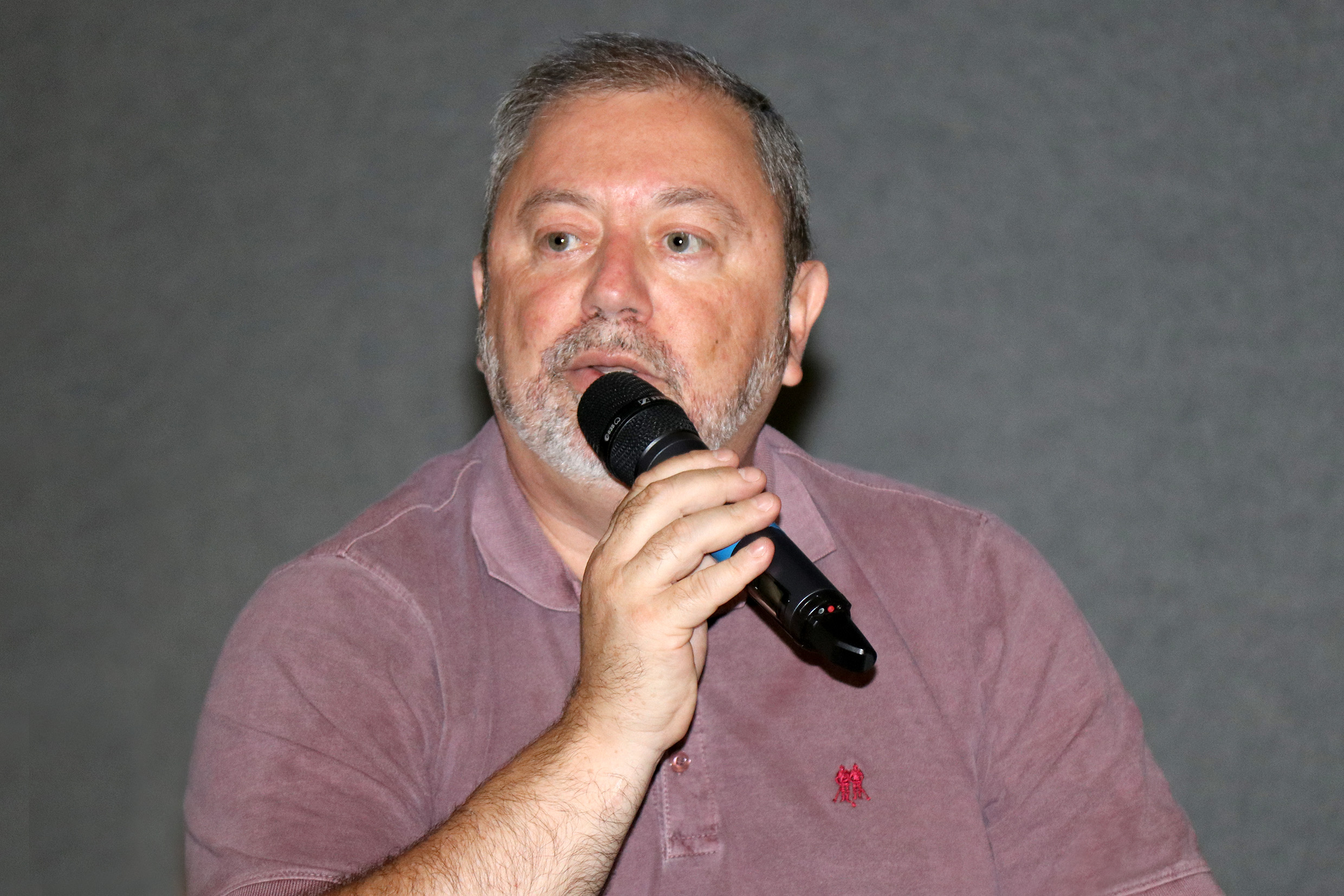Gilson Alves Bevilacqua faz perguntas durante o debate - 19/02/2-18