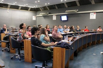 Público - 15/02/2018