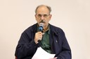 Glauco Arbix faz a abertura do evento e apresenta os expositores