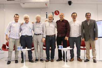 Autores do Livro - Rodrigo Victor, José da Rocha Carvalheiro, Pedro Jacobi, Marcos Buckerige, Wagner Costa Ribeiro, Jean Paul Metzger e Tércio Ambrizzi