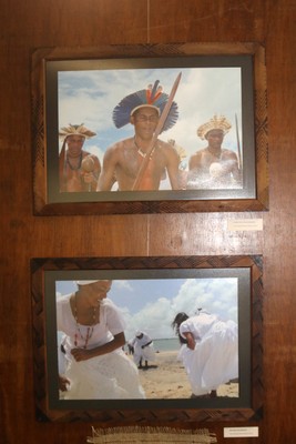 Fotos de Michele Amorim Becker e Evaldo Becker em exposição no Hall do IEA de 9 de agosto a 6 de setembro de 2018