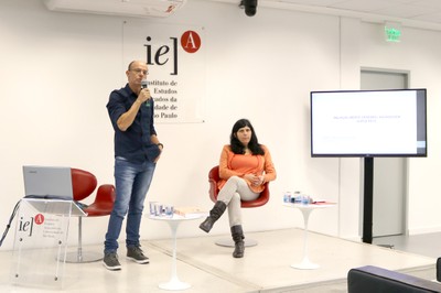 Jonas Gonçalves Coelho e Monica Aiub