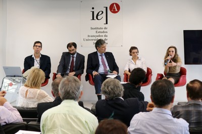 Andre Malbergier, Leon de Souza Lobo Garcia, Guilherme Messas, Zilá Sanchez e Ana Cecília Marques