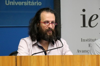 Alessandro Soares da Silva agradece a participação de todos e encerra o evento