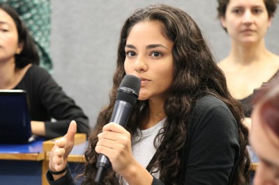 Participante faz perguntas ao expositor - 20/08/2018