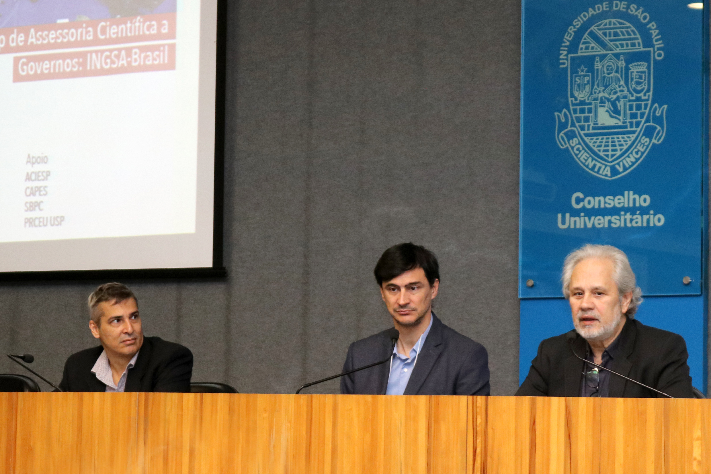 André Carlos Ponce de Leon Ferreira de Carvalho, Guillermo Anlló e Marcos Buckeridge