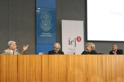 Ennio Candotti, Marcos Buckeridge, Eva Alterman Blay e André Carlos Ponce de Leon Ferreira de Carvalho