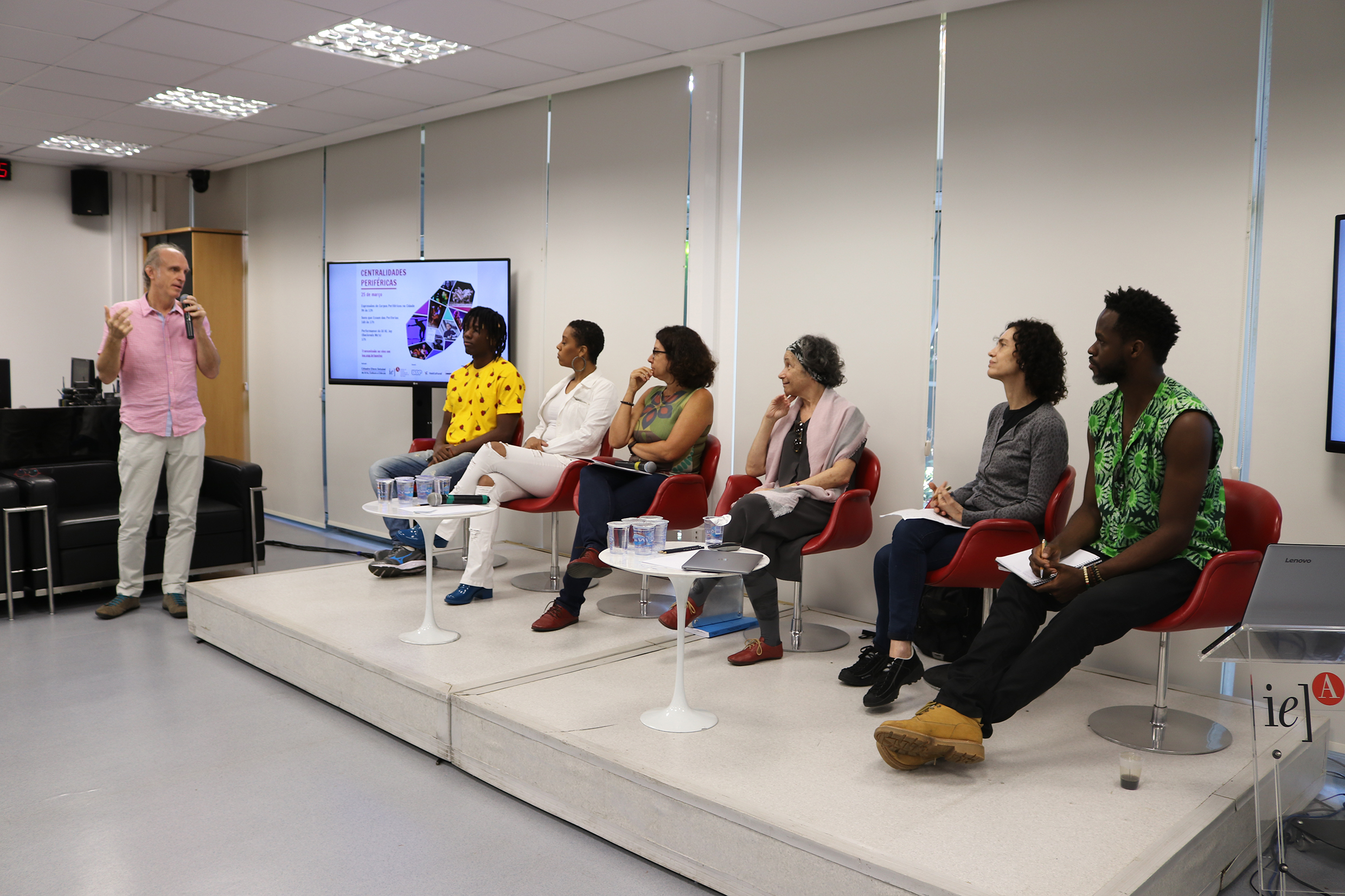 Martin Grossmann, William Severo dos Santos, Renata Prado, Eliana Sousa Silva, Helena Katz, Lia Rodrigues e Rubens Oliveira