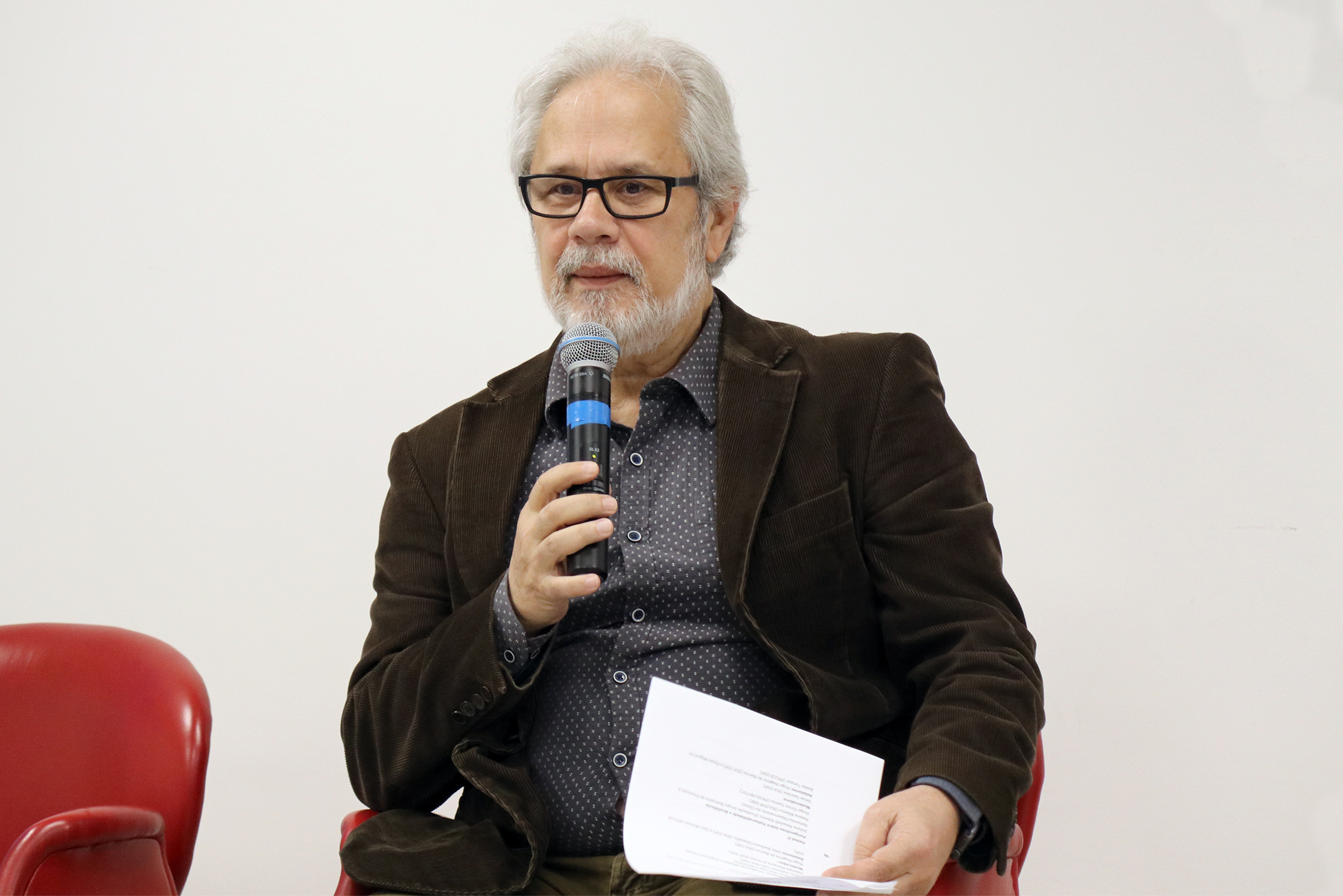 Marcos Buckeridge faz a abertura do evento