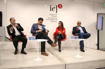 Tércio Ambrizzi, Hugo Rogério de Barros, Gabriela Marques di Giulio e José Antonio Marengo