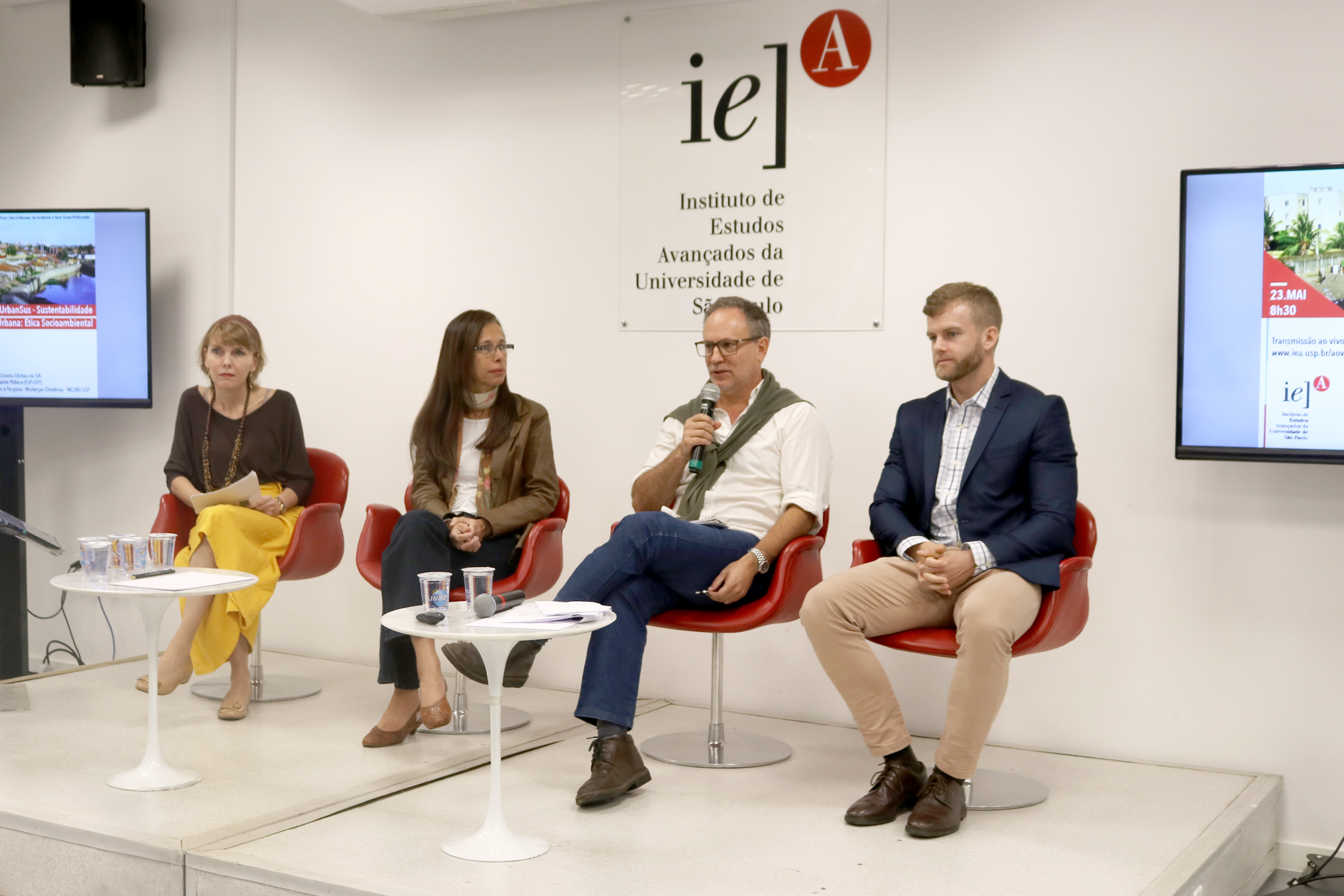 Liliane Cristine Schlemer Alcântara, Marta de Azevedo Irving, Luciano Felix Florit e John James Loomis