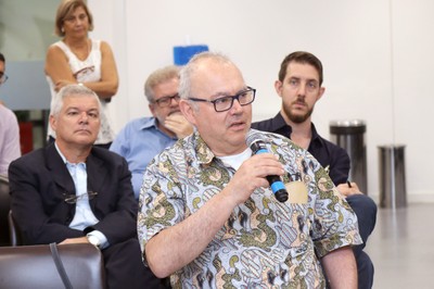Frank Jaspers faz perguntas aos expositores - 22/04/2019