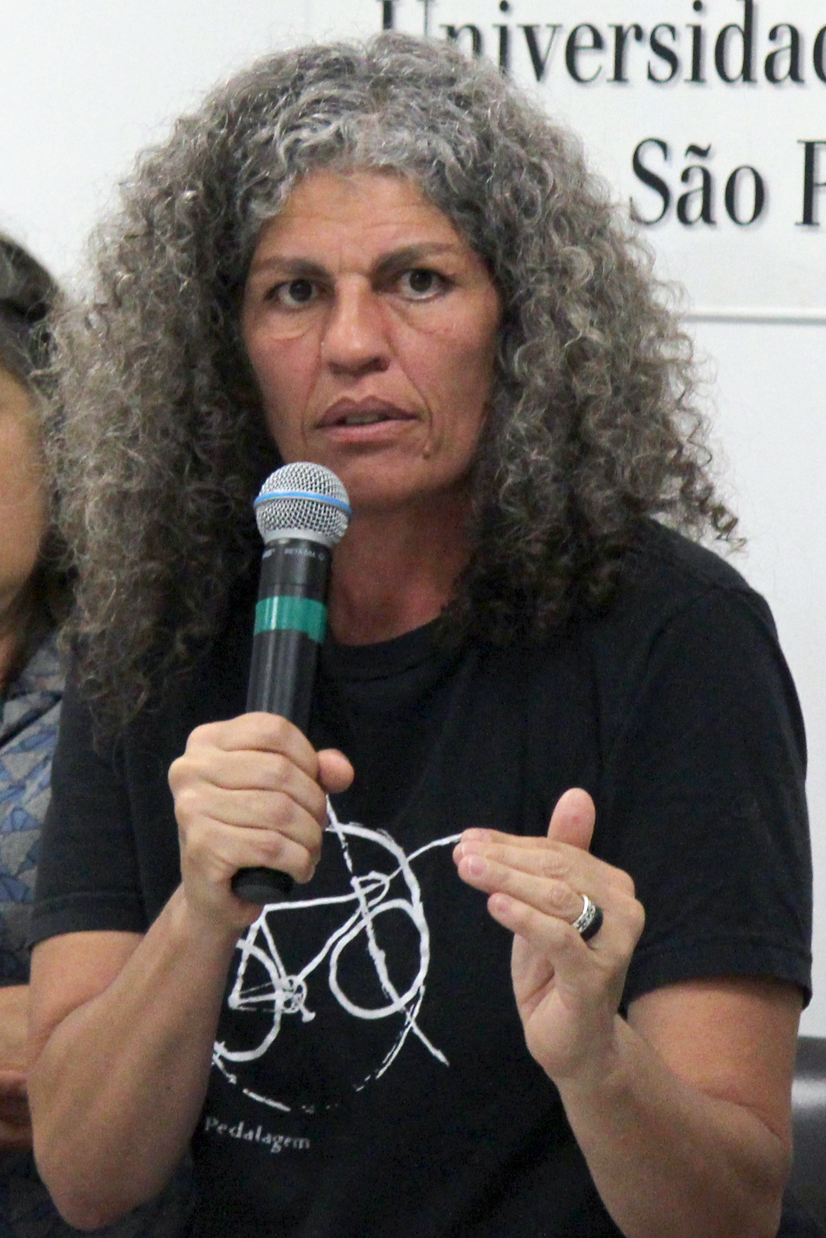 Cyra Malta Olegário da Costa