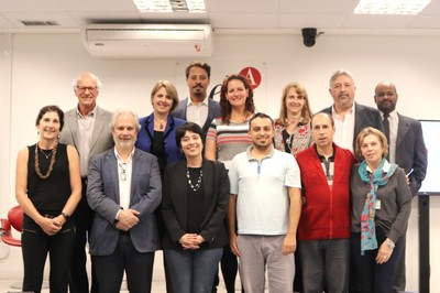 Foto de encerramento com membros do Grupo