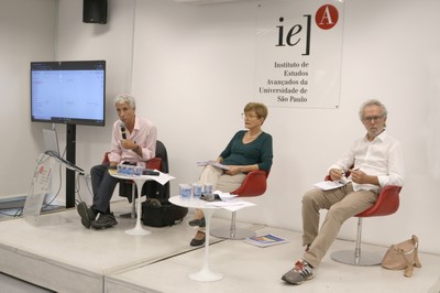 José Eli da Veiga, Sonia Maria Barros de Oliveira e Ricardo Abramovay
