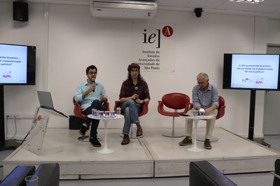 Rafael Moreira Dardaque Mucinhato, Lucas Malta Mingardi e José Álvaro Moisés