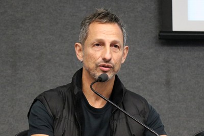 Maurício Dias 