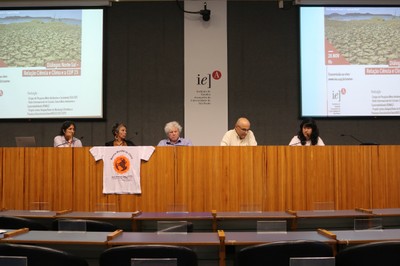 Cristina Carballo, Jussara Carvalho, Pedro Roberto Jacobi, Pedro Luiz Côrtes e Beatriz Pagy