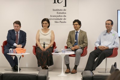 Gustavo Ferraz de Campos Monaco, Katia Rubio, Jean Nicolau e William Douglas de Almeida