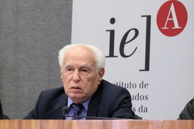  José Goldemberg