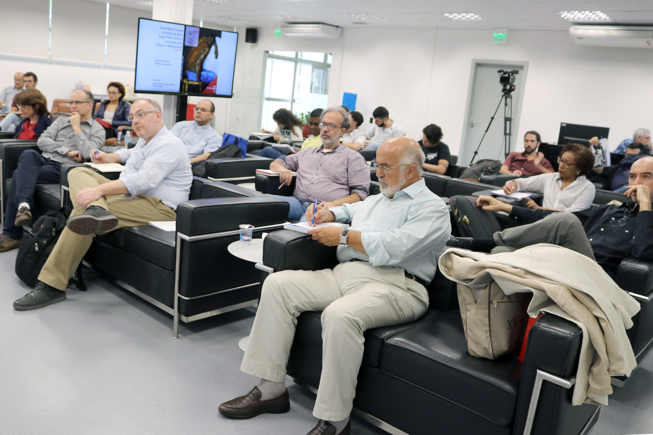 Público - 11/04/2019