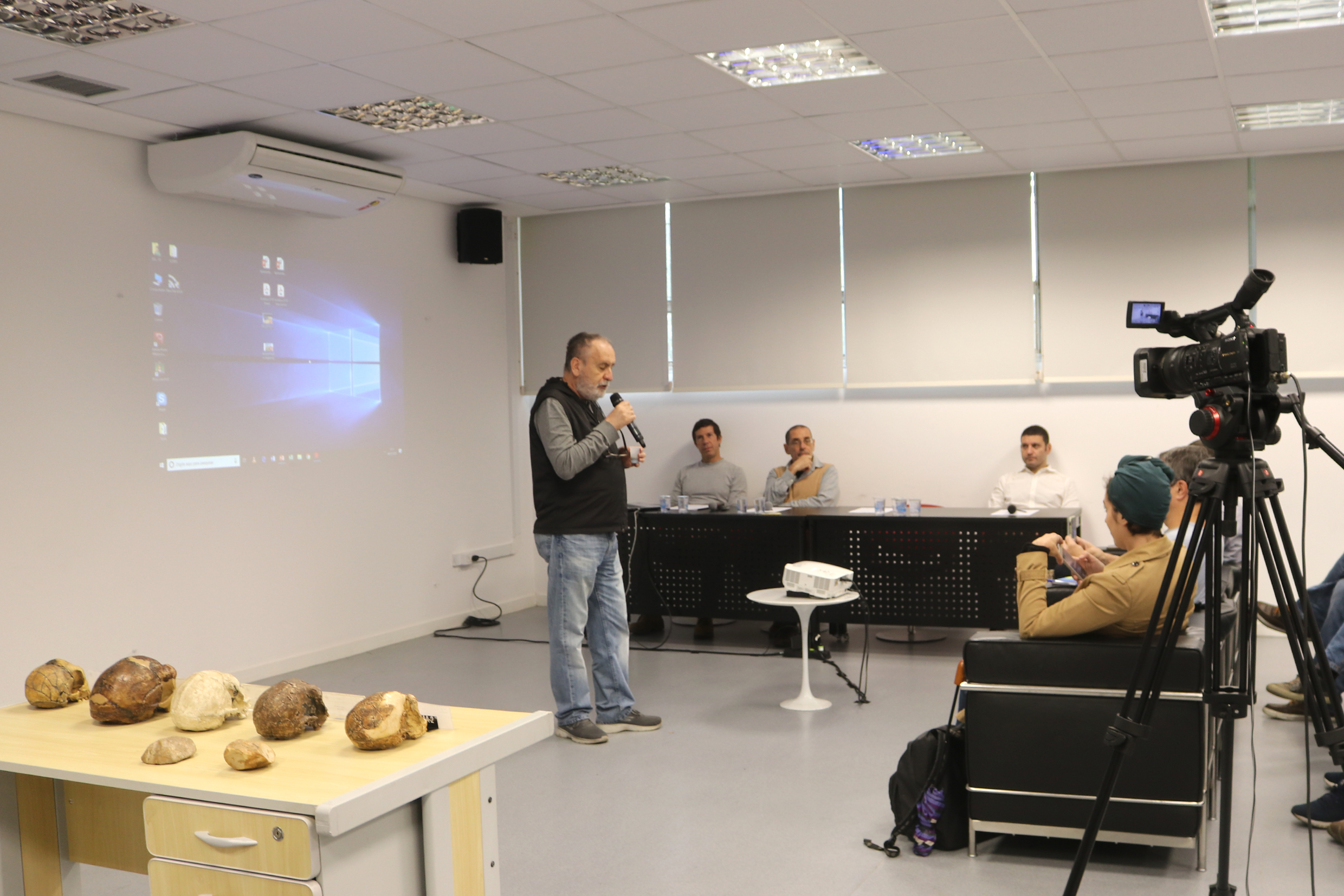 Walter Neves abre o evento 